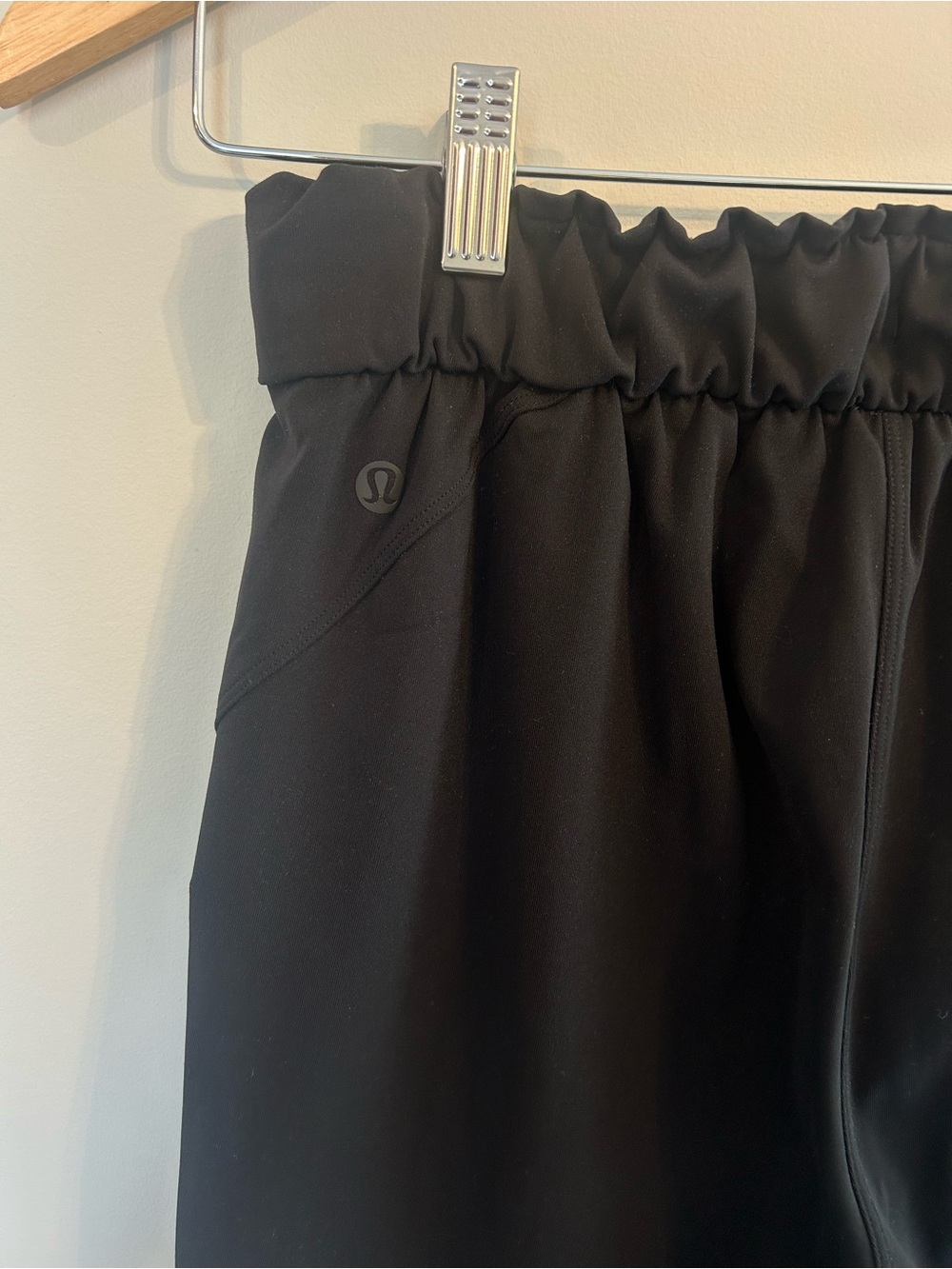 Lululemon Athletica Keep Moving Pants Luxtreme Black Drawstring Size 4 - Picture 5 of 5